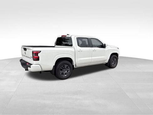 New 2025 Nissan Frontier SV w/ SV Convenience Package image 4