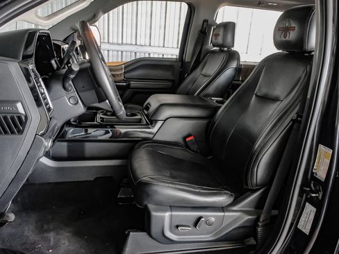 Used 2019 Ford F250 Lariat w/ Lariat Ultimate Package AWD/4WD image 28