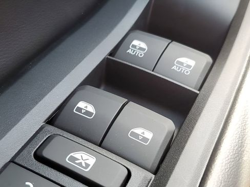 New 2025 Jeep Grand Cherokee Limited w/ Luxury Tech Group II image 35