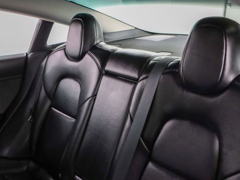 Used 2022 Tesla Model 3 Long Range image 22