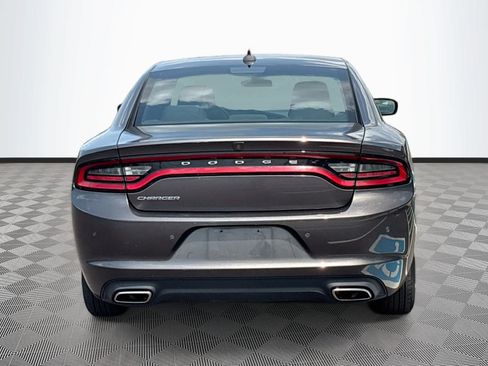 Used 2023 Dodge Charger SXT RWD image 6