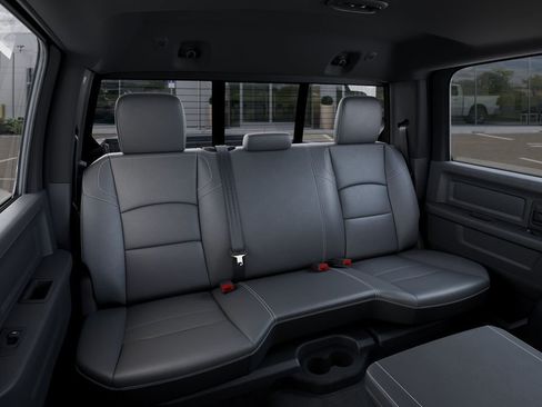 New 2026 RAM 2500 Tradesman AWD/4WD image 17