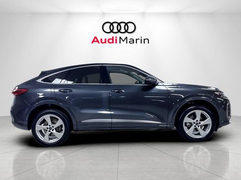 Certified 2025 Audi Q5 Premium Plus w/ Premium Plus AWD/4WD image 6
