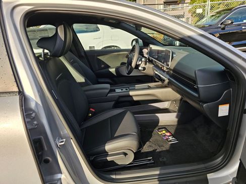 New 2025 Hyundai Ioniq 6 SEL image 10