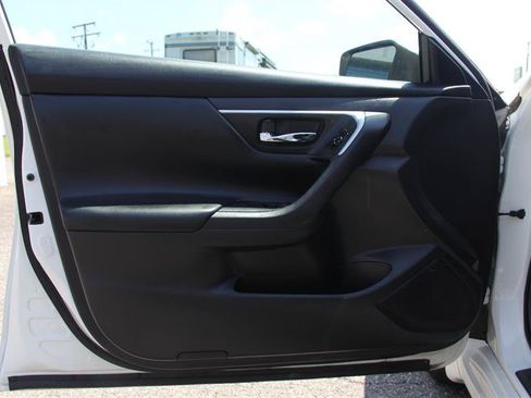 Used 2017 Nissan Altima 2.5 S w/ Power Driver Seat Package FWD image 15