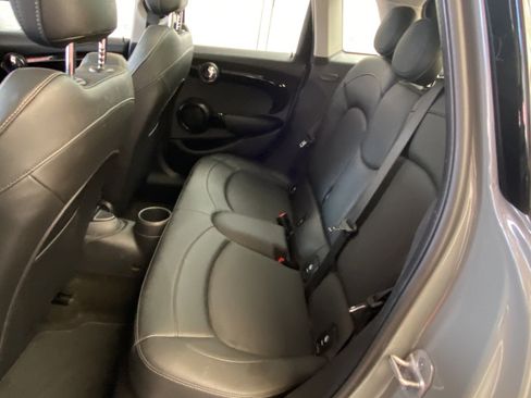Used 2021 MINI Cooper S w/ 6.5" Touchscreen Package FWD image 17
