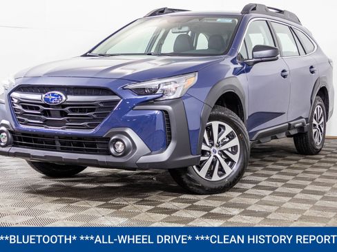 Used 2025 Subaru Outback image 2