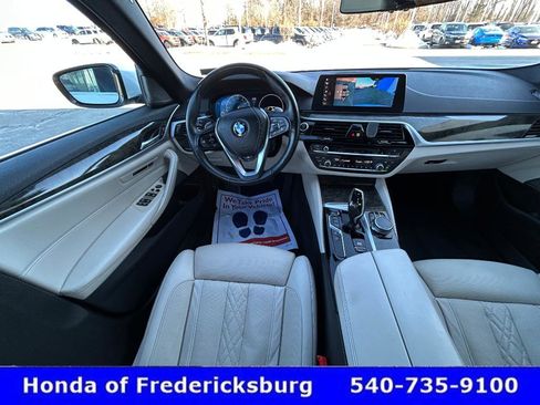 Used 2019 BMW 530i xDrive 530i xDrive w/ Executive Package image 22