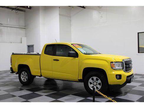 Used 2020 GMC Canyon W/T w/ Convenience Package image 1
