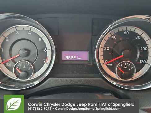 Used 2017 Dodge Grand Caravan SE FWD image 22