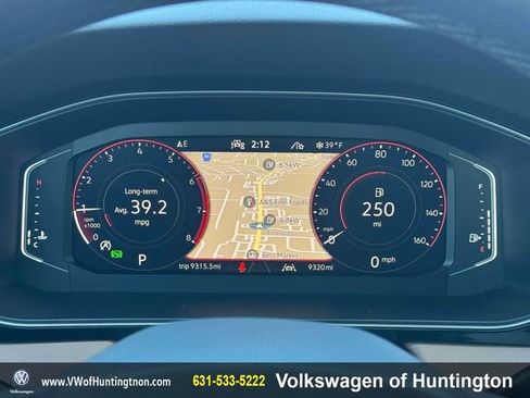 Certified 2025 Volkswagen Jetta SEL image 26