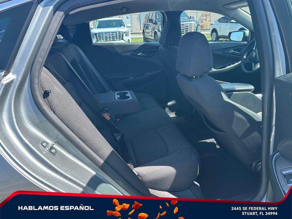Used 2025 Chevrolet Malibu LT FWD image 17
