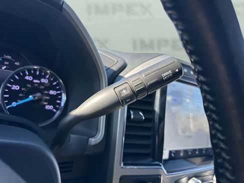 Used 2022 Ford F250 Lariat w/ Black Appearance Package image 18