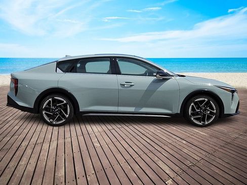 Used 2025 Kia K4 GT-Line w/ GT-Line Premium Package FWD image 7