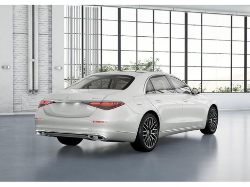 Certified 2022 Mercedes-Benz S 500 4MATIC image 22