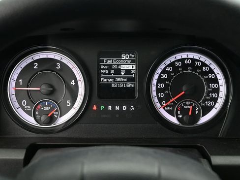 Used 2018 RAM 2500 Tradesman w/ Chrome Appearance Group image 13