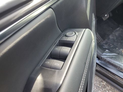 New 2027 GMC Terrain Elevation w/ Black Edition FWD image 18