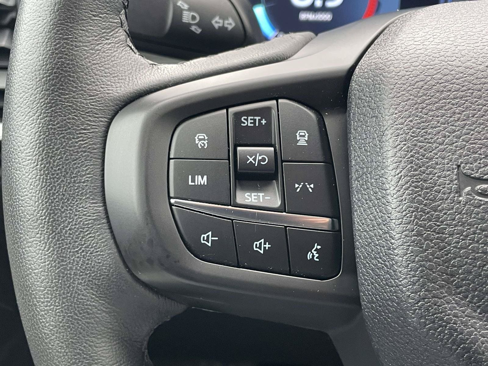 Used 2024 Ford Ranger Lariat AWD/4WD image 10