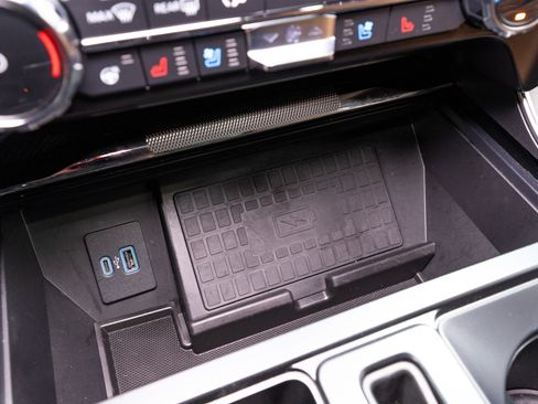 Used 2022 Ford F150 Platinum w/ Equipment Group 701A High AWD/4WD image 30