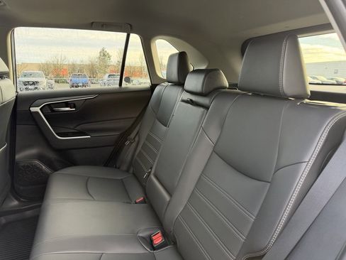 Used 2025 Toyota RAV4 XLE Premium image 29