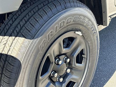 New 2026 Jeep Gladiator Sport image 9