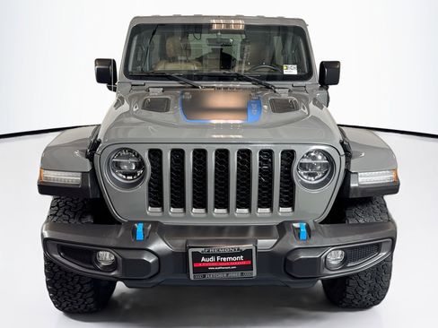 Used 2022 Jeep Wrangler Unlimited Rubicon 4xe image 2