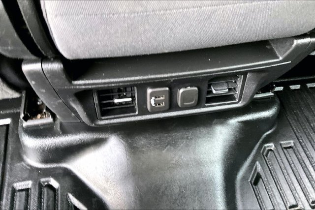Used 2023 GMC Sierra 2500 SLE w/ SLE Convenience Package AWD/4WD image 11