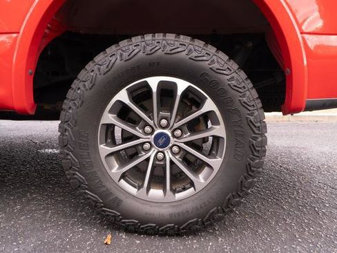 Used 2018 Ford F150 XLT w/ Equipment Group 302A Luxury image 42