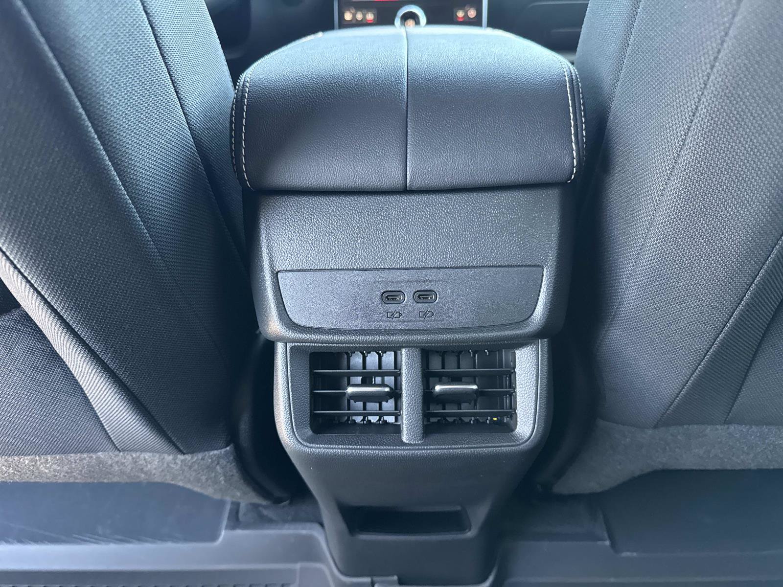 New 2027 GMC Terrain Elevation w/ LPO, Floor Liner Package FWD image 17