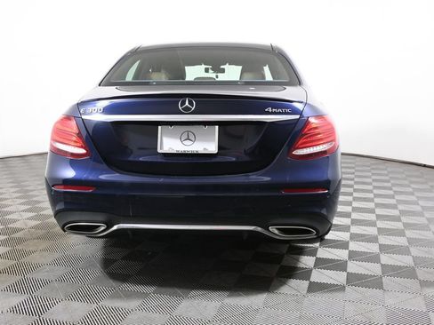 Used 2018 Mercedes-Benz E 300 4MATIC image 6