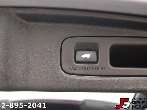 Used 2024 Honda CR-V Sport Touring image 18