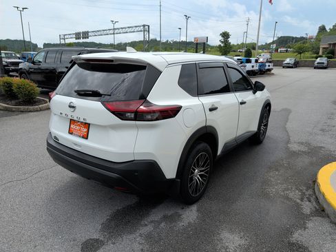 Used 2021 Nissan Rogue S FWD image 6