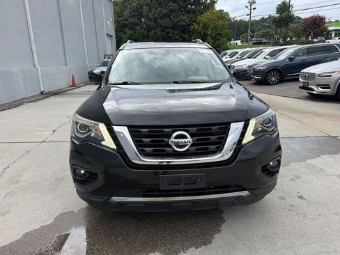 Used 2019 Nissan Pathfinder Platinum w/ Cargo Package FWD image 6