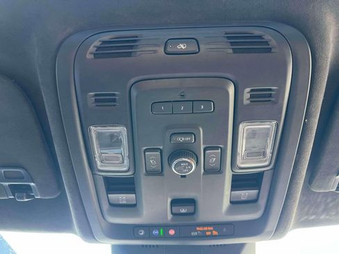 Used 2021 Cadillac Escalade Sport Platinum image 39