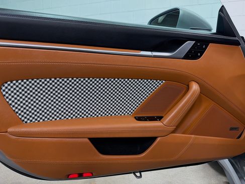 Used 2024 Porsche 911 Turbo image 20