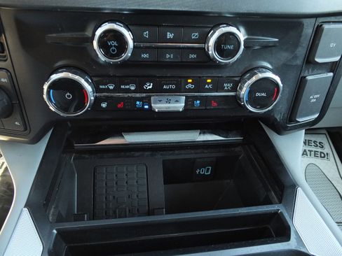 Used 2024 Ford F250 Limited w/ FX4 Off-Road Package AWD/4WD image 31