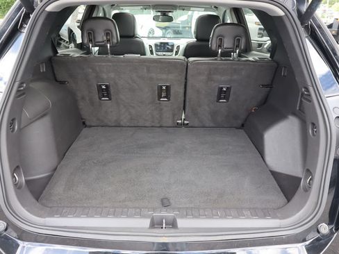 Used 2019 Chevrolet Equinox Premier AWD/4WD image 28
