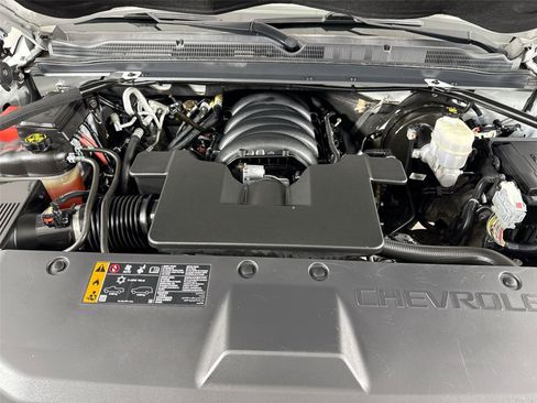 Used 2020 Chevrolet Tahoe LT w/ Luxury Package RWD image 47
