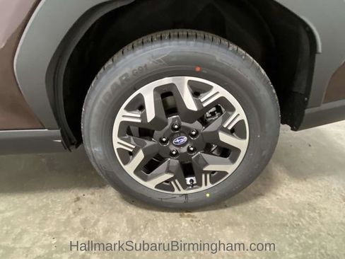 New 2026 Subaru Forester Premium image 7