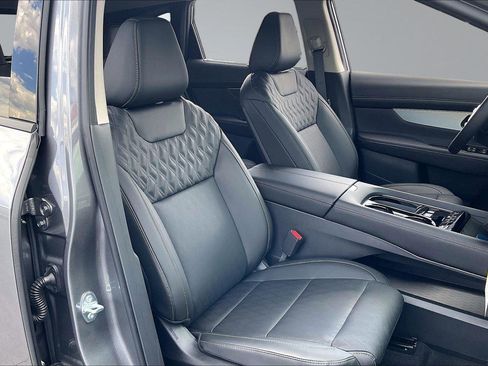 New 2026 Nissan Murano Platinum w/ Cargo Package AWD/4WD image 9