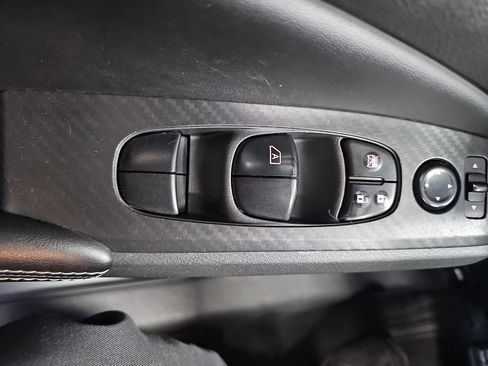 Used 2024 Nissan Altima 2.5 SV image 25