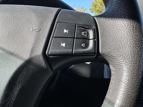 Used 2005 Volvo S40 2.4i image 21