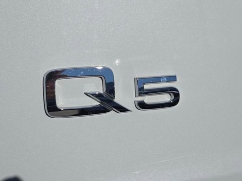 Used 2022 Audi Q5 2.0T Premium Plus w/ Premium Plus Package image 17