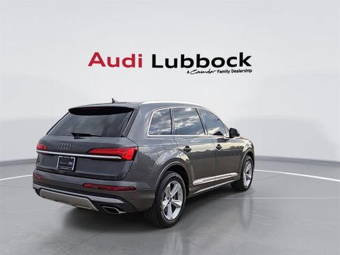 Certified 2025 Audi Q7 3.0T Premium image 8
