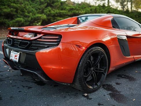 Used 2016 McLaren 650S Spider image 16