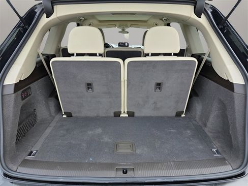 Used 2017 Audi Q7 3.0T Premium image 13