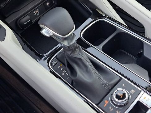 New 2025 Kia Telluride S image 16