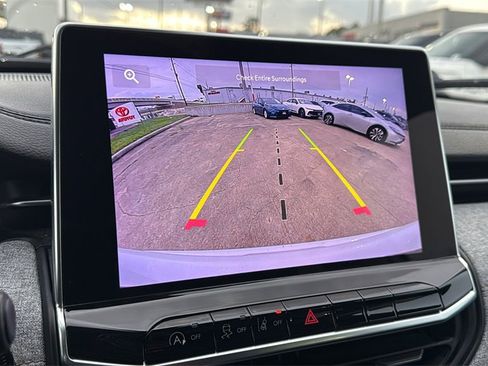 Used 2022 Jeep Compass Latitude image 24