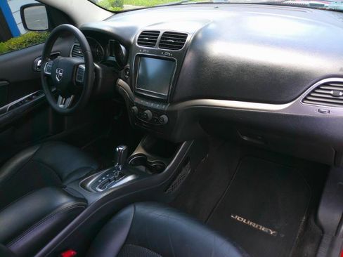 Used 2016 Dodge Journey Crossroad FWD image 19