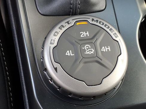 New 2025 Ford Bronco Outer Banks image 5